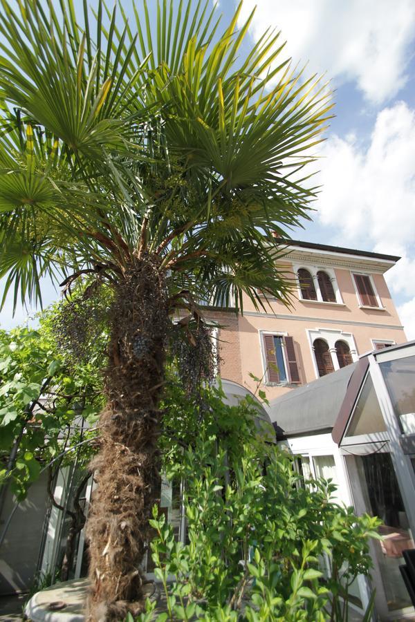 Villa Oldrado Cantù Екстериор снимка